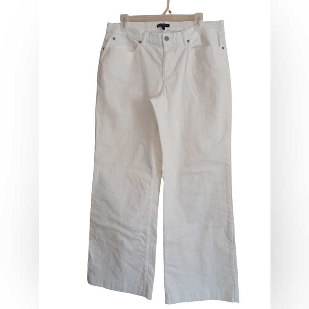 Eileen Fisher White Flare & Wide Leg Jeans